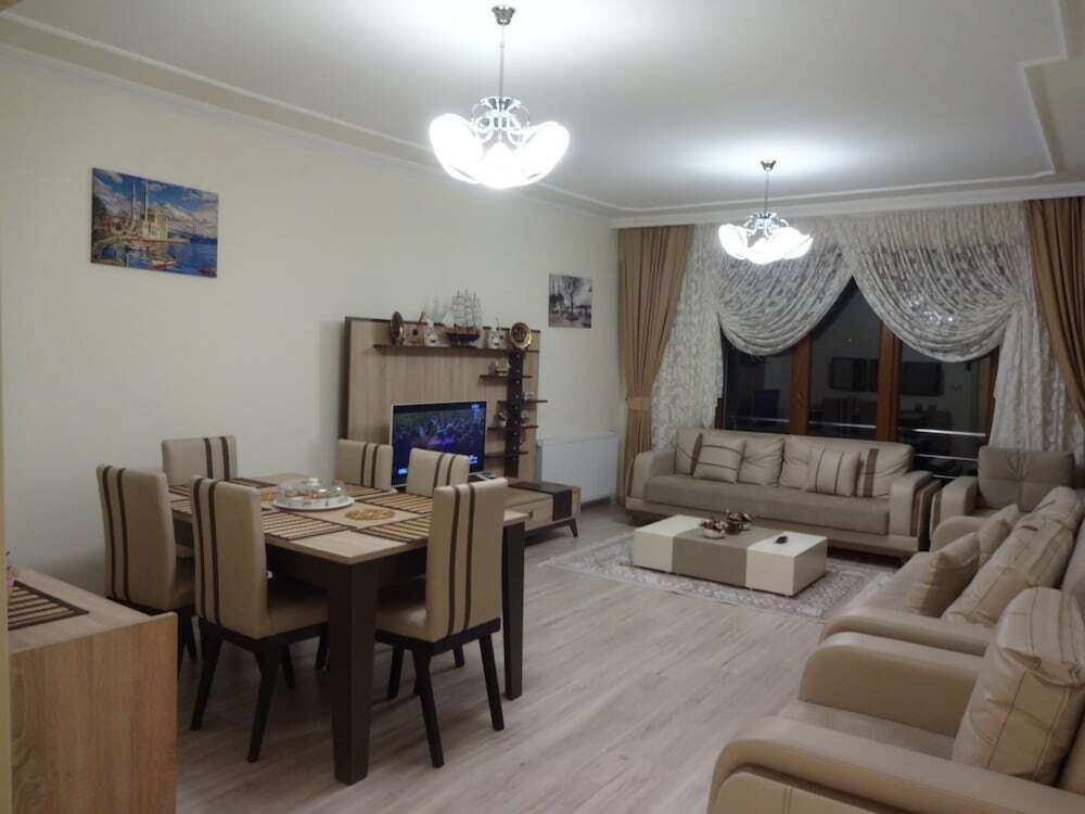 Трабзон: Luxerious Three Bedroom Apartment