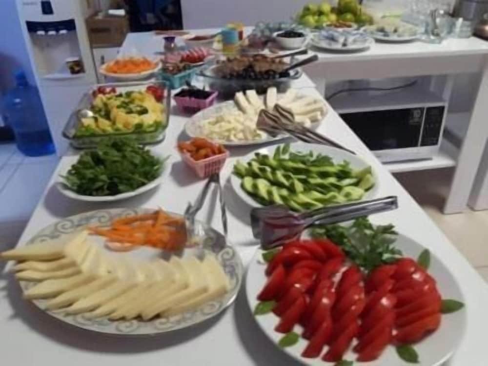 Канаккале: Güven Hotel