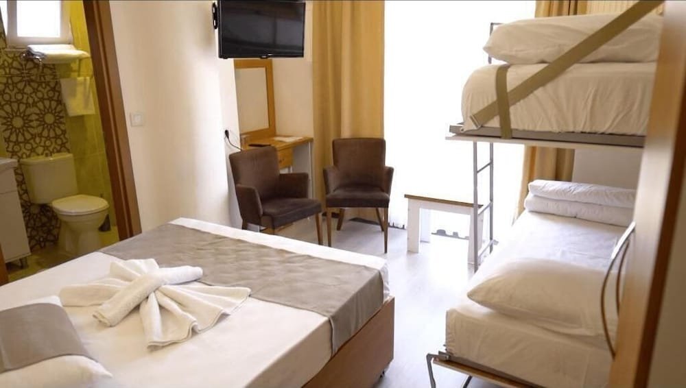 Канаккале: Güven Hotel