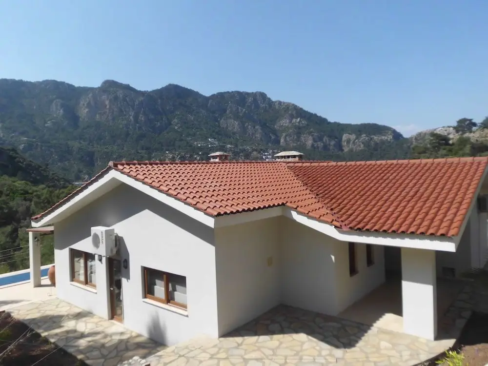 Турунч: Homes Etc. Estates