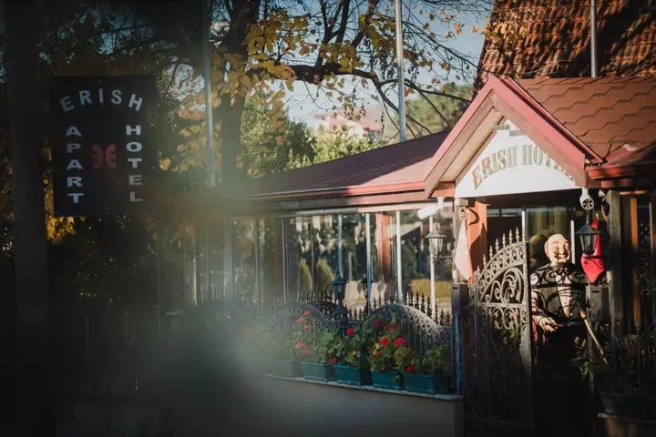 carousel image 0