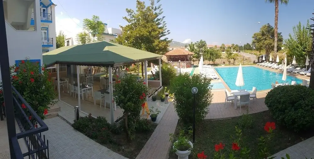 Чамьюва: Hotel Haus Eden