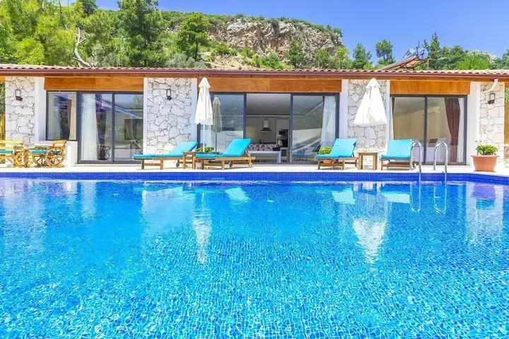 Исламлар: Villa Nefer