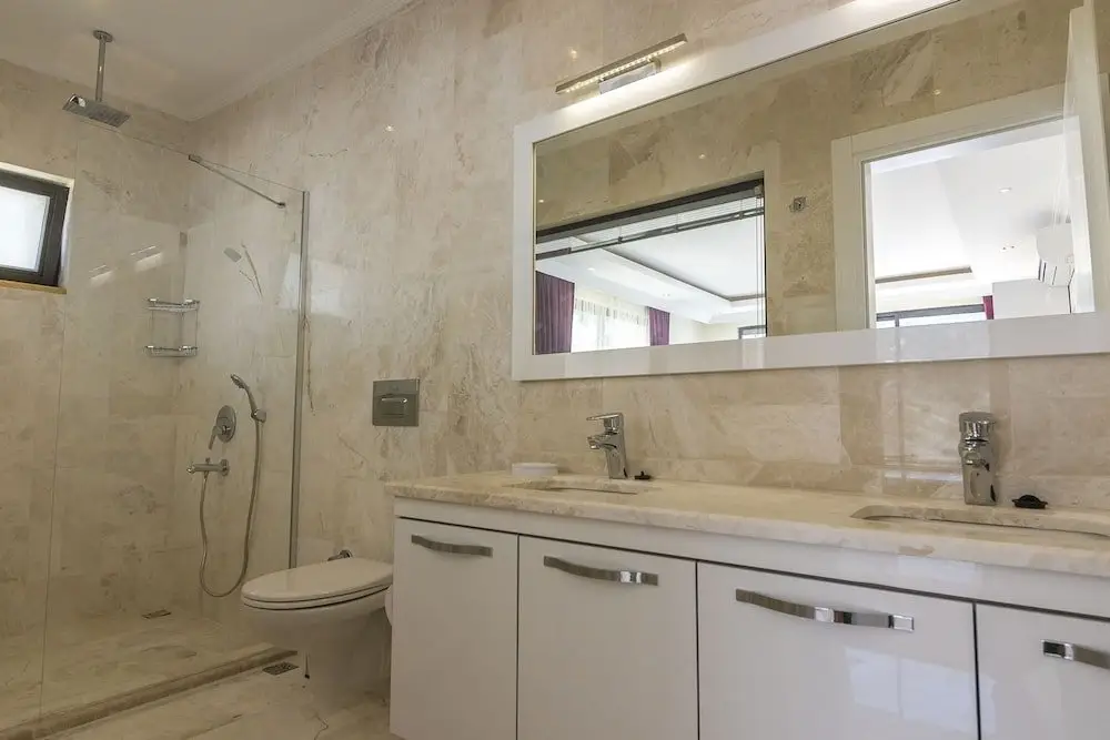 Исламлар: Villa Nefer