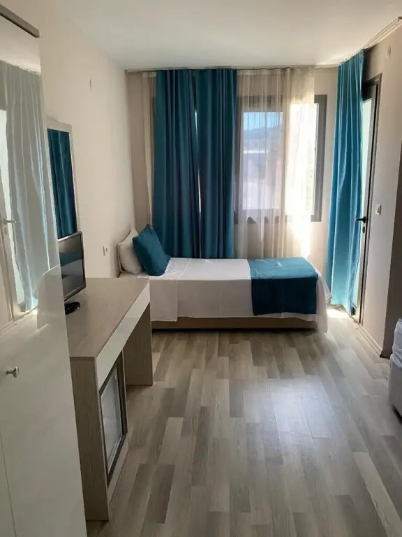 Газимир: Suya Hotel