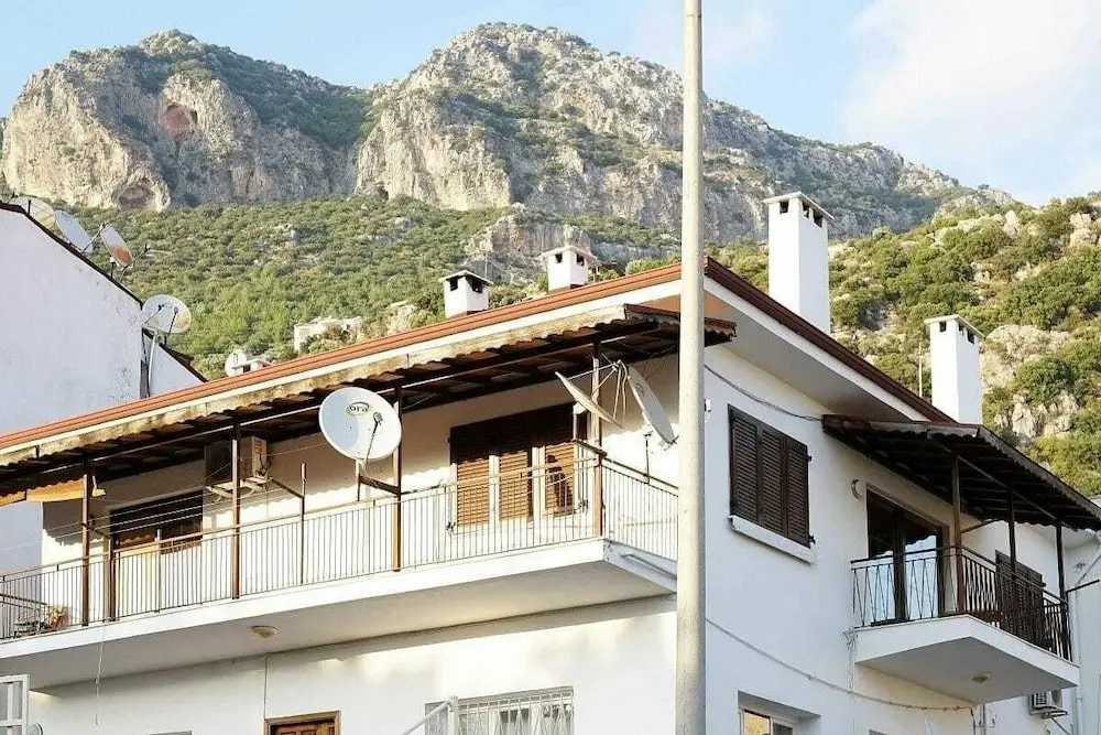 Каш: Tan Apartment