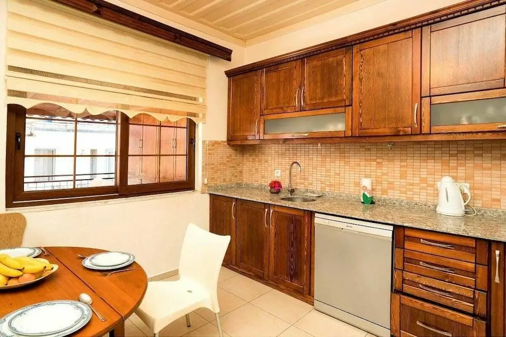 Каш: Tan Apartment
