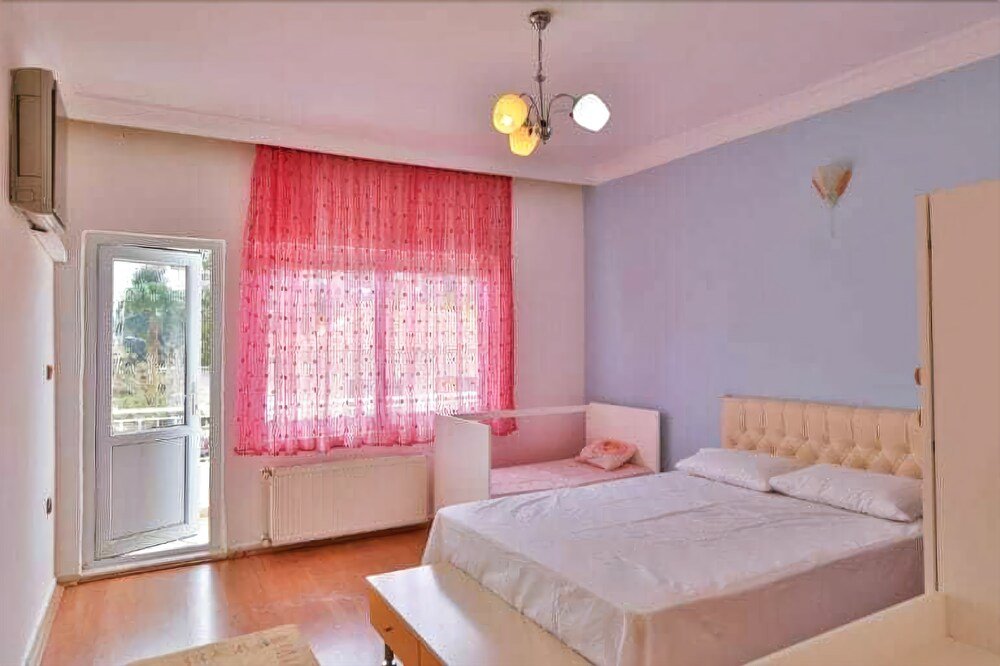 Каш: Tanem Apartment