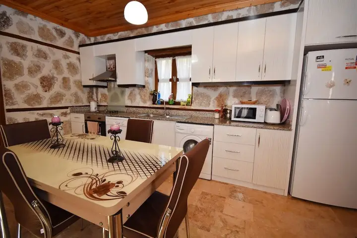 Исламлар: Villa Otantik
