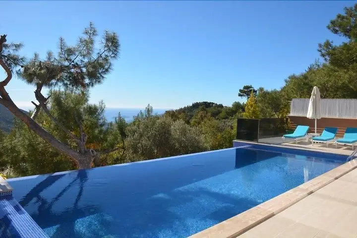 Исламлар: Villa Tugra