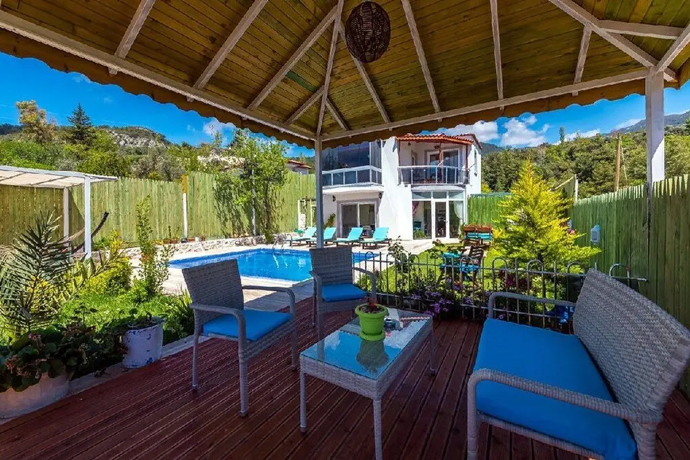 Исламлар: Villa Dere