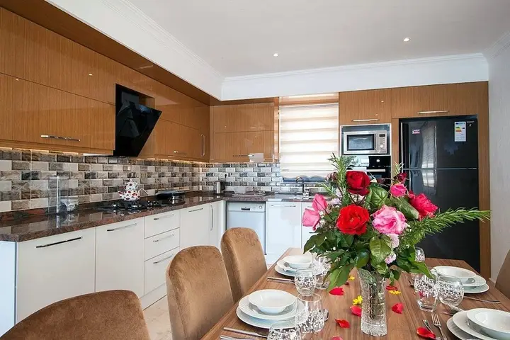 Исламлар: Villa Camli