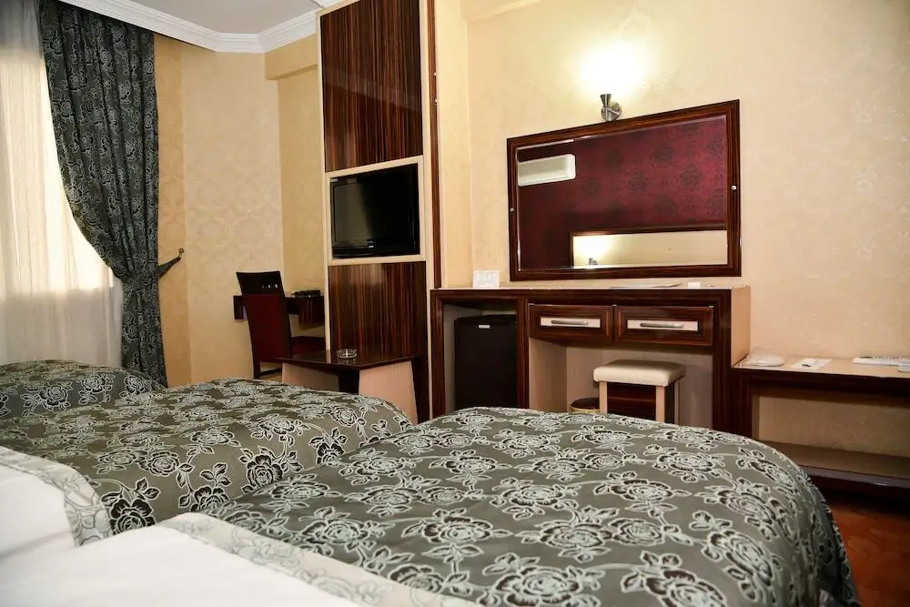 Мерсин: Gondol Hotel