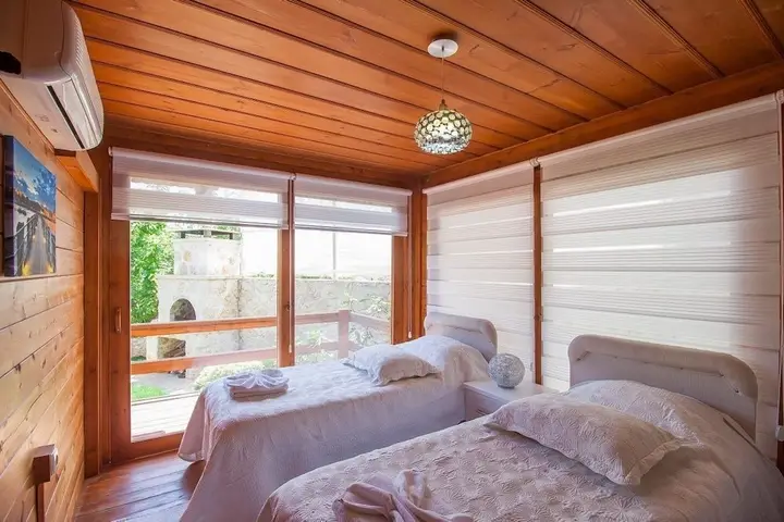 Исламлар: Villa Ozgun