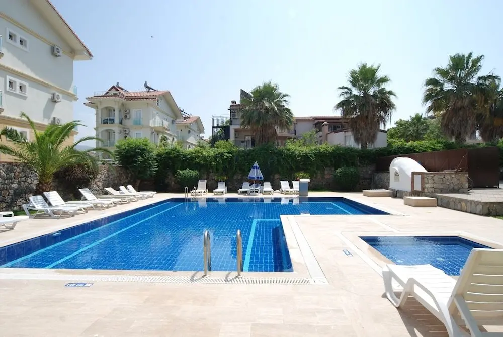 Фетхие: Saros Apartments
