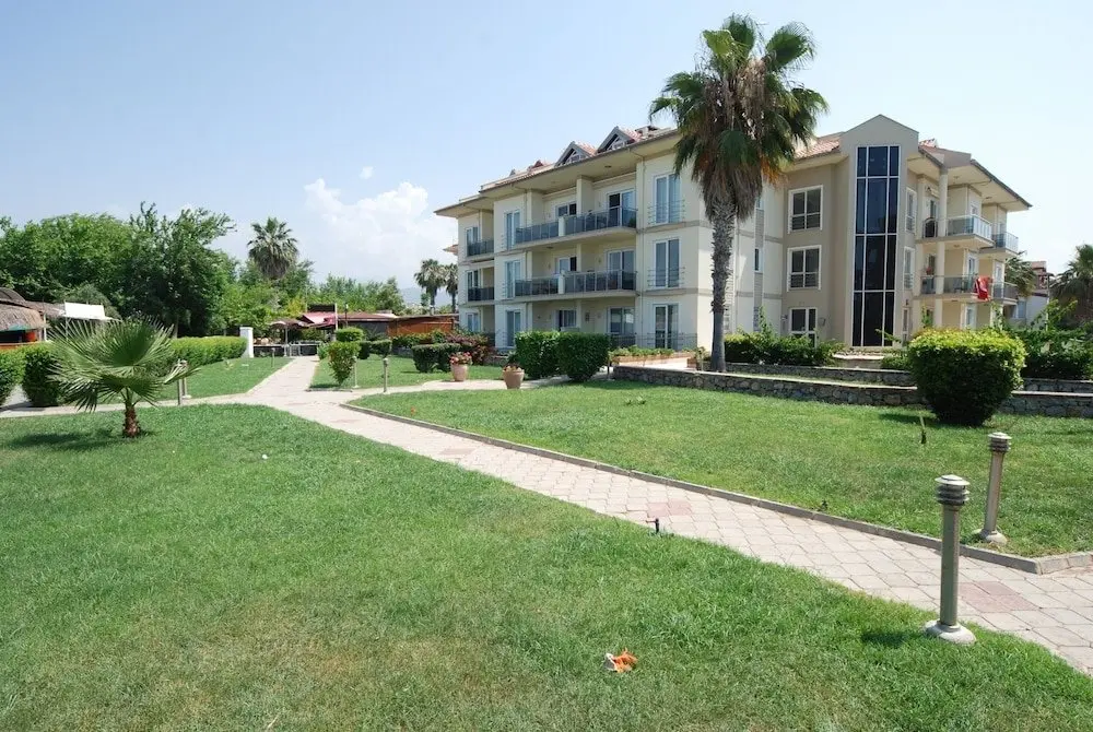 Фетхие: Saros Apartments