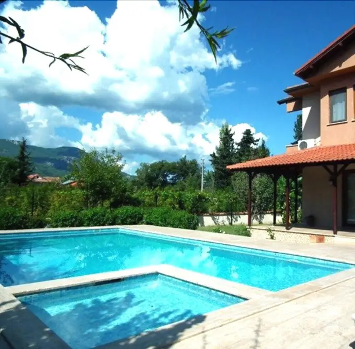 Дальян: Villa Erdem