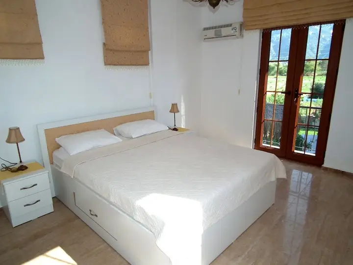 Дальян: Iris Villa