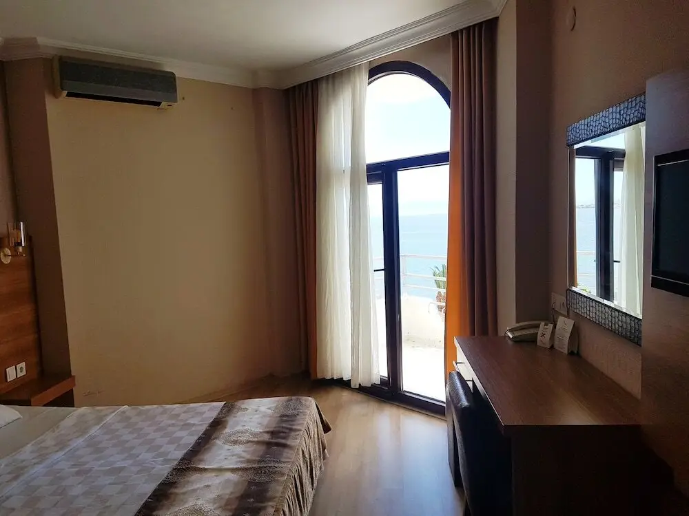 Эдремит: Grand Beyza Garden Beach Hotel