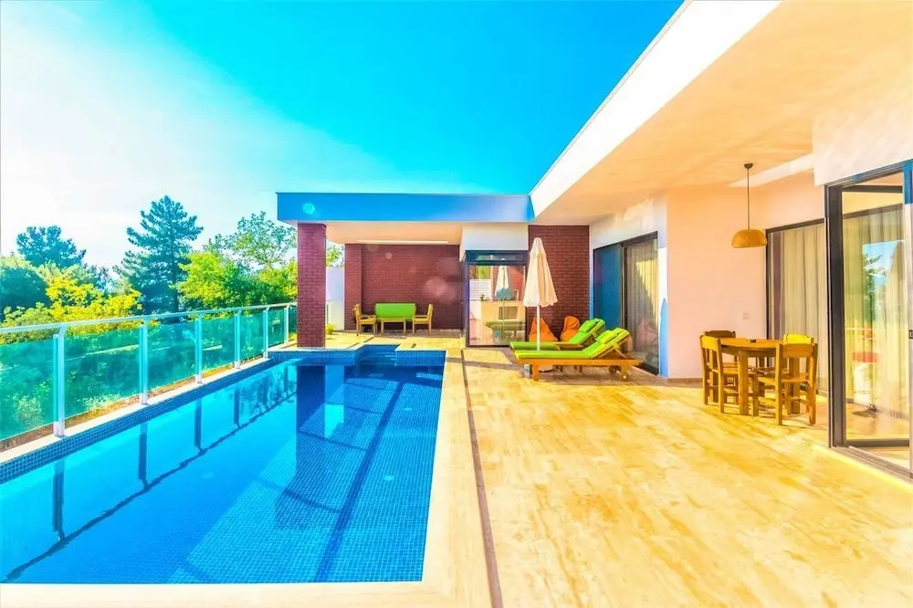 Исламлар: Villa Sude