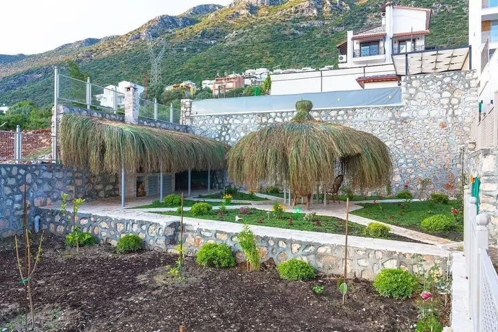 Исламлар: Villa Likapa 3