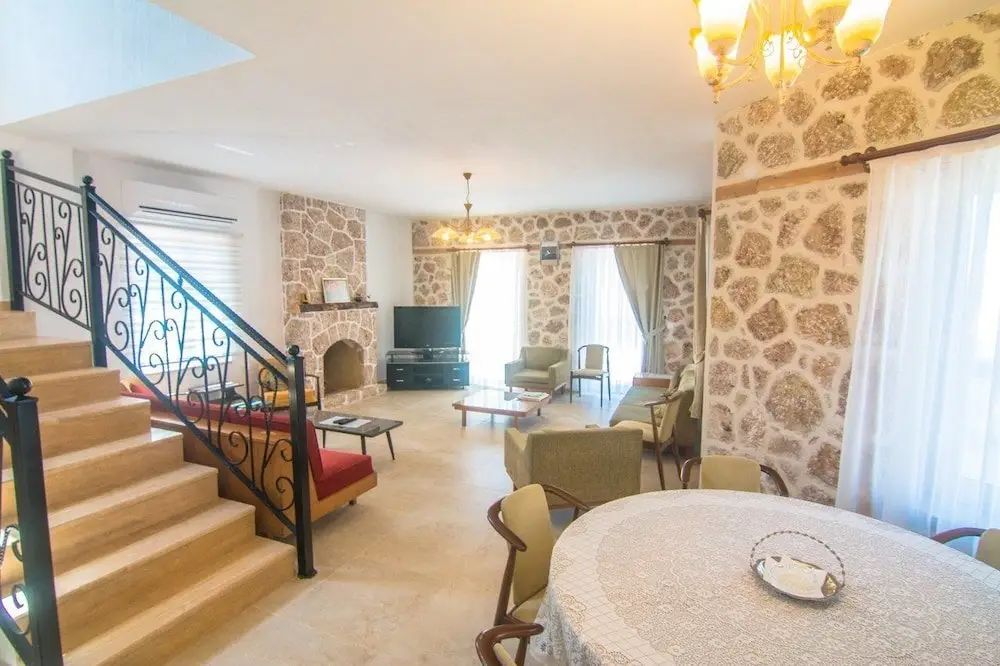 Исламлар: Villa Simay