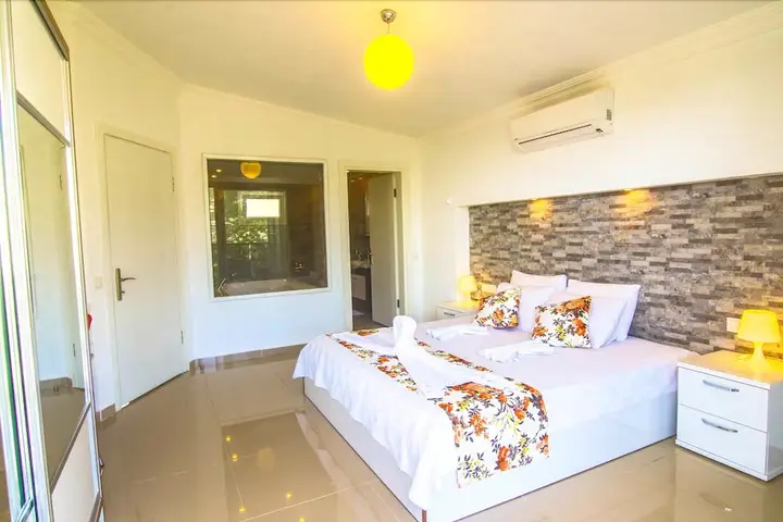 Исламлар: Villa Deniz