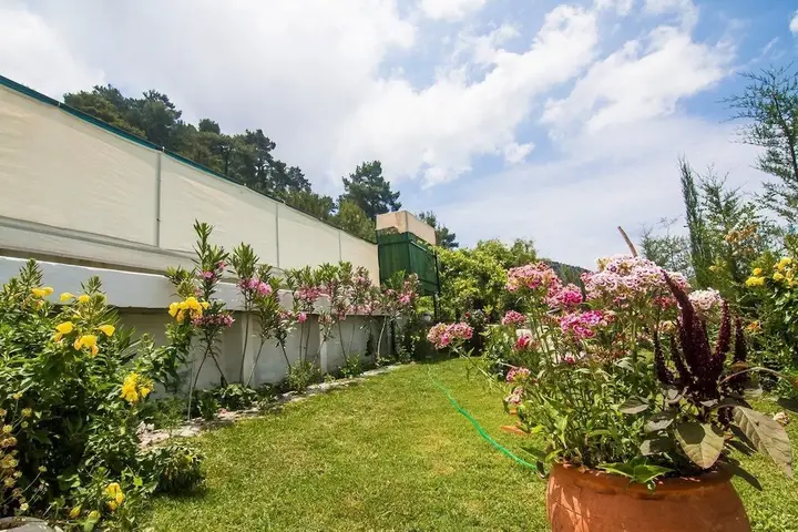 Исламлар: Villa Akasya