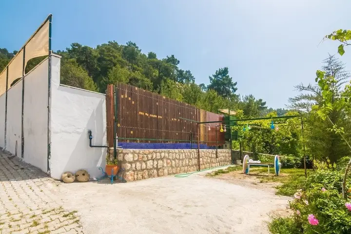 Исламлар: Villa Akasya