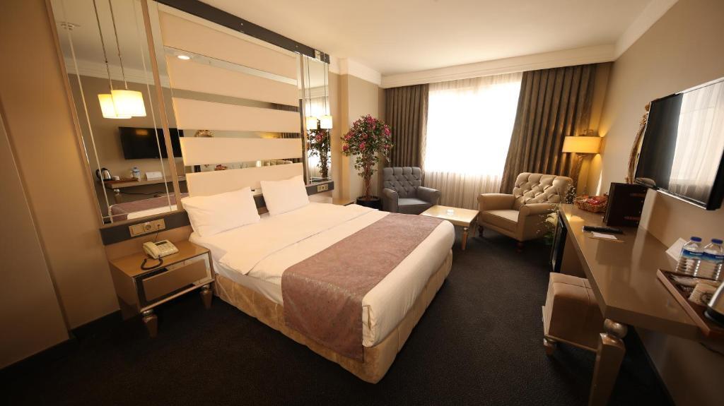 Ван: Reform Hotel