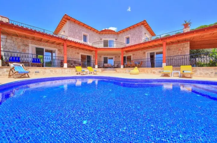 Каш: Villa Tavla