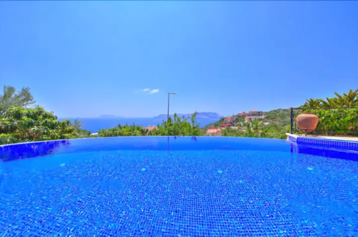 Каш: Villa Tavla