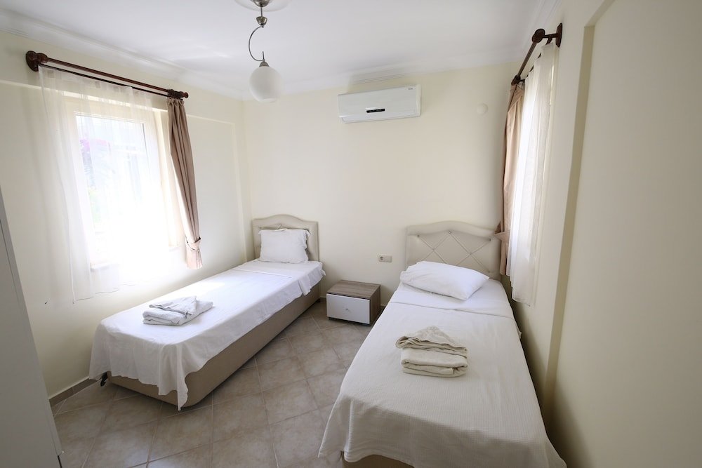 Милас: 1 Bedroom Apartment Lake View 3 by Likya Global