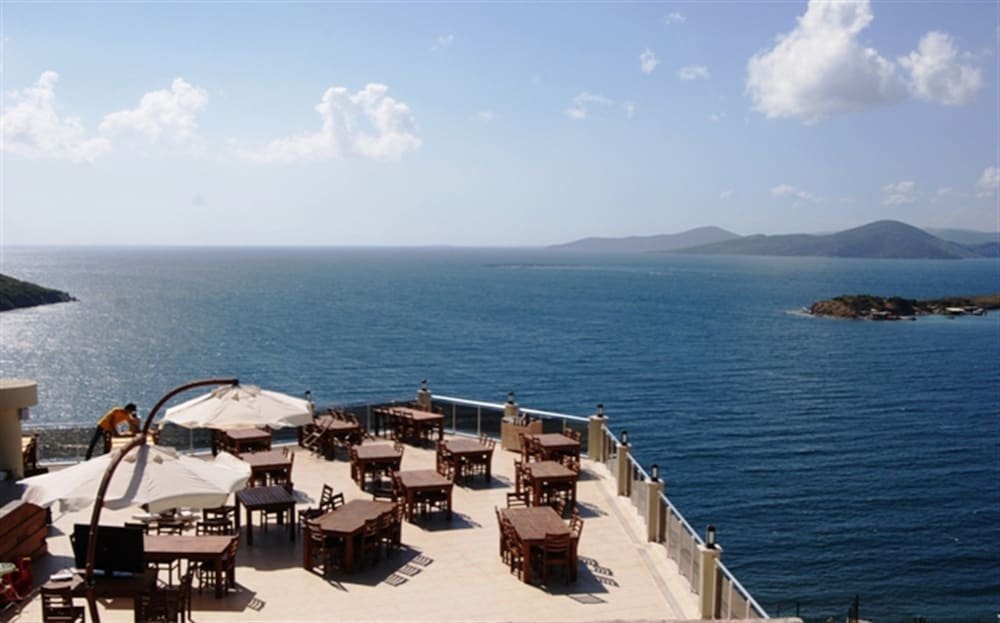 Милас: 2 Bedroom Apartment Lake View 3 by Likya Global