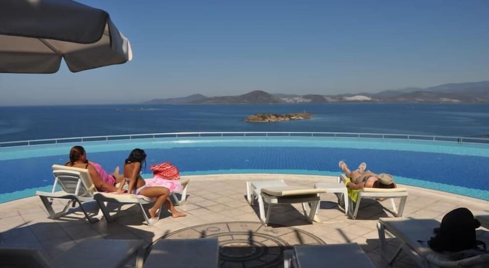 Милас: 1 Bedroom Apartment Sea View 10 by Likya Global