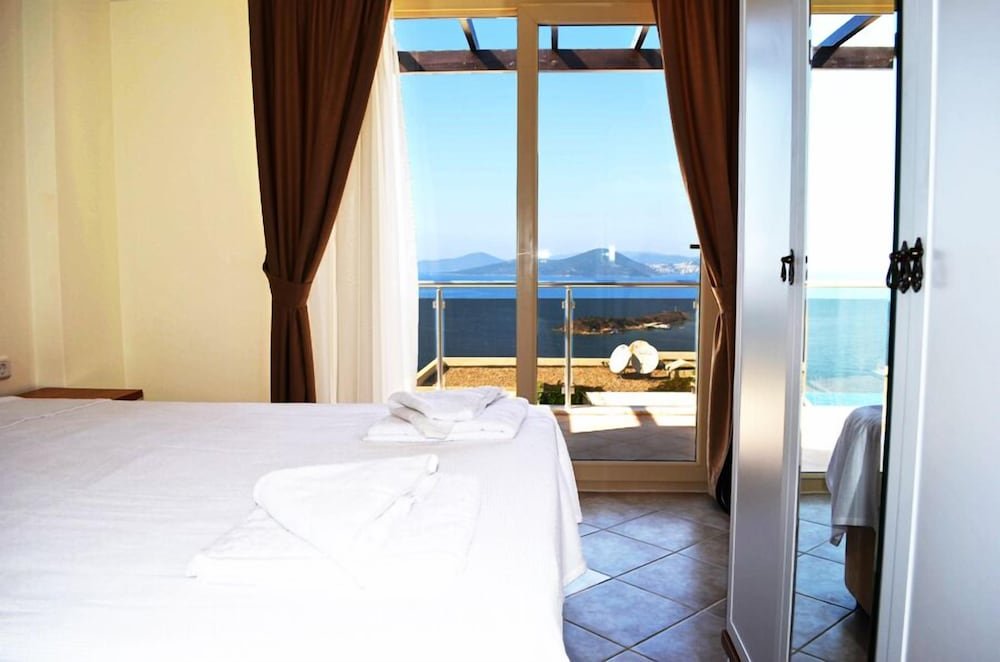 Милас: 1 Bedroom Apartment Sea View 5 by Likya Global