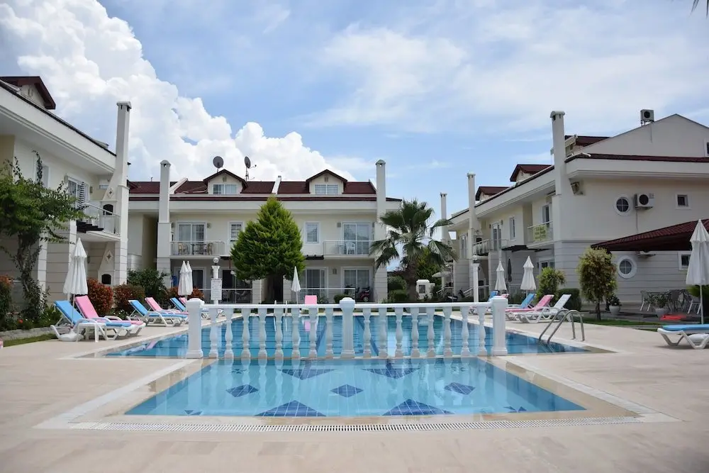 Фетхие: Ocean Beach Apartment by TurkishLettings