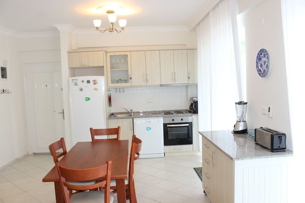 Фетхие: Ocean Beach Apartment by TurkishLettings