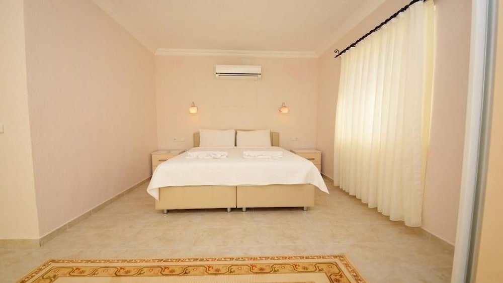 Исламлар: Villa Gumus