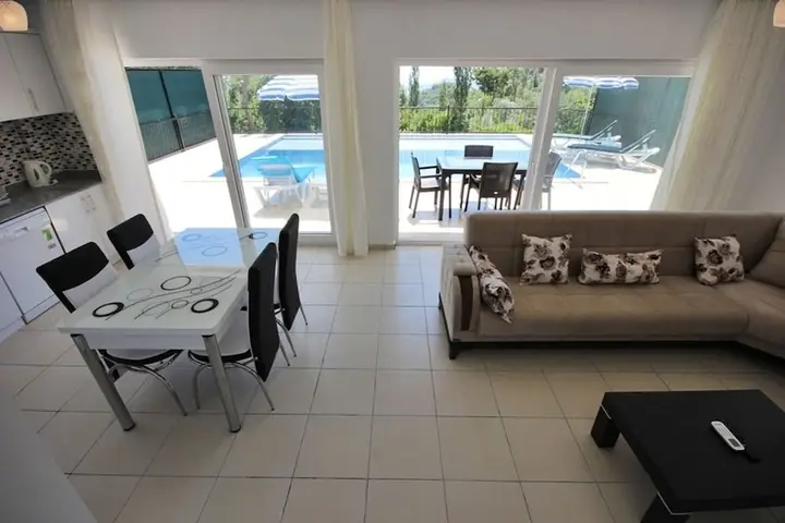 Исламлар: Villa Heves