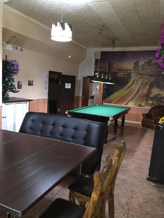 Удельная: Hotel Za Okolytsey 