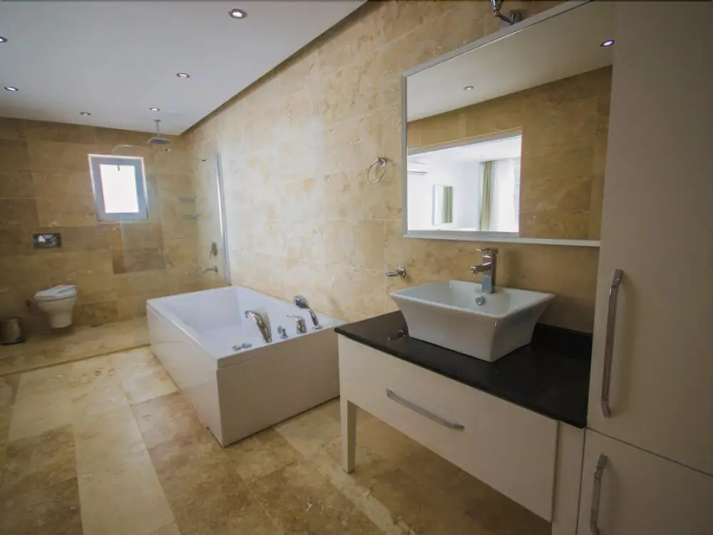 Исламлар: Villa Serenity