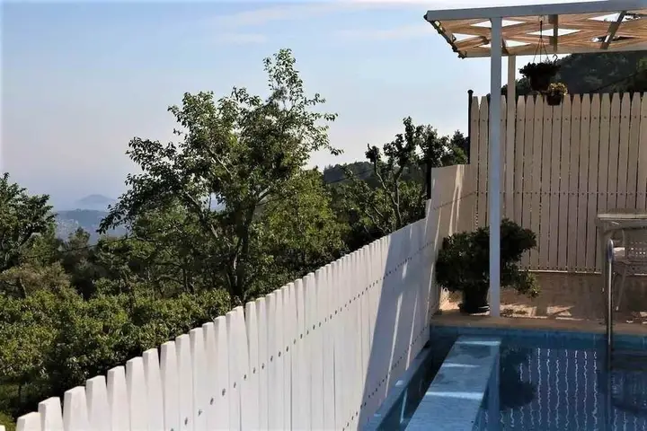 Исламлар: Villa Gulcan