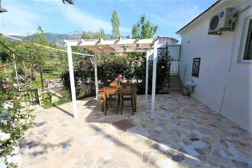 Исламлар: Villa Gulcan
