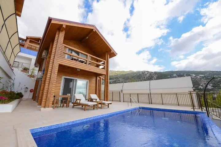 Исламлар: Villa Elay