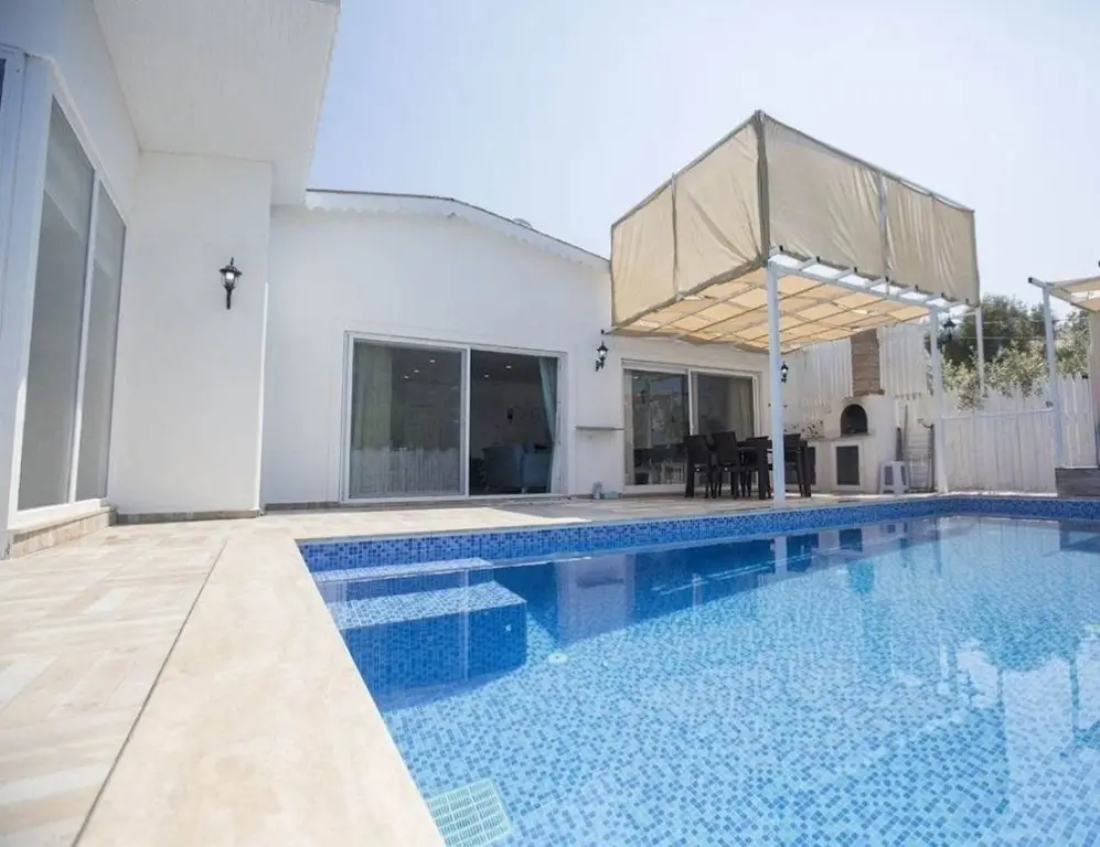 Исламлар: Villa Kener