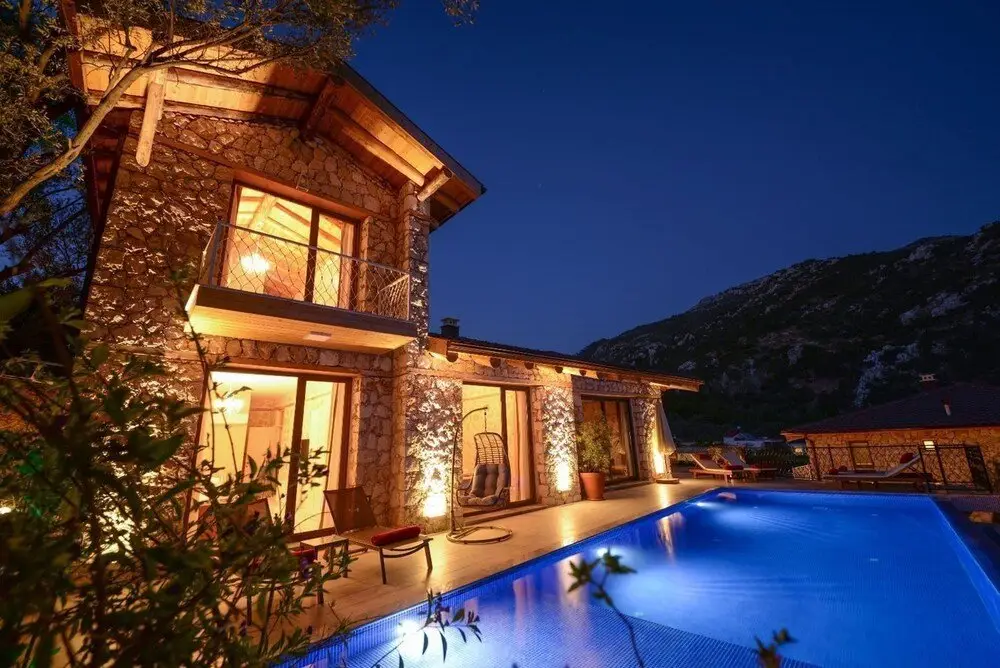 Исламлар: Villa Tasci