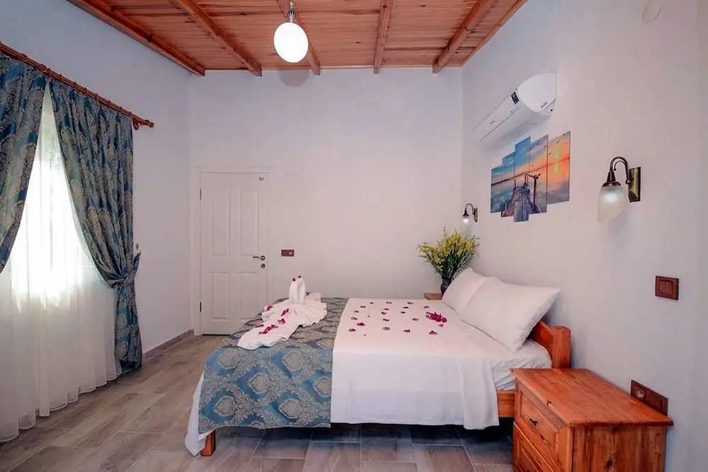 Исламлар: Villa Tuzer