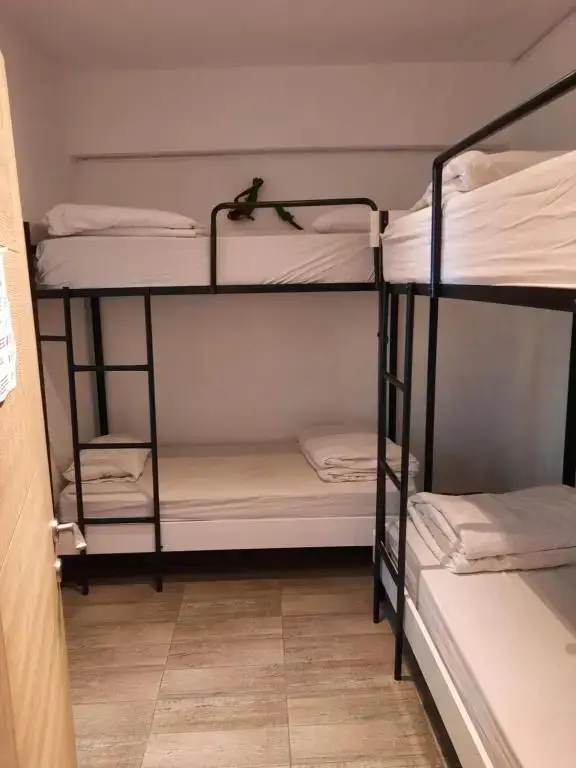 Анталья: Hostel Kuyu Beergarden
