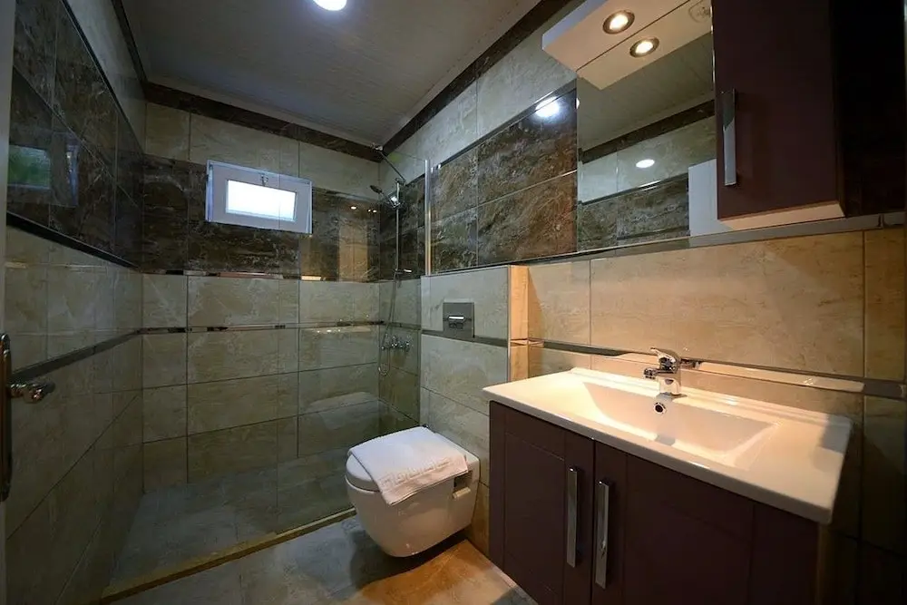Исламлар: Villa Tamer